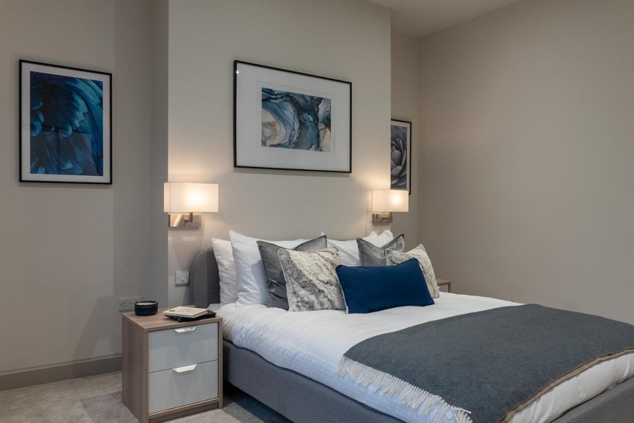 Spring Mount Huge Luxury Full Apartment- Harrogate Centre-Two Extremely Comfy Kingsize Bedrooms-Fully Equipped Modern Kitchen-Cosy Living Room With Huge Tv Luaran gambar
