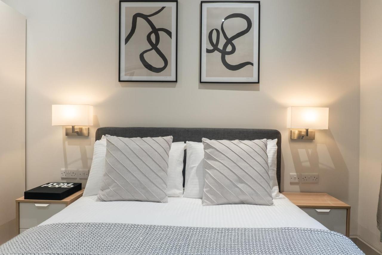Spring Mount Huge Luxury Full Apartment- Harrogate Centre-Two Extremely Comfy Kingsize Bedrooms-Fully Equipped Modern Kitchen-Cosy Living Room With Huge Tv Luaran gambar